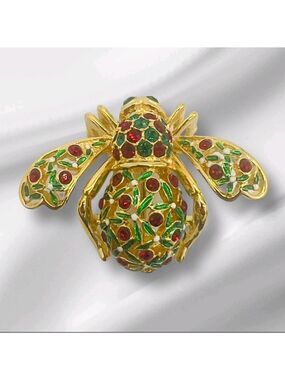 Joan Rivers HOLLY JOLLY BEE PIN BROOCH Holiday Christmas Holly Berries Green Red